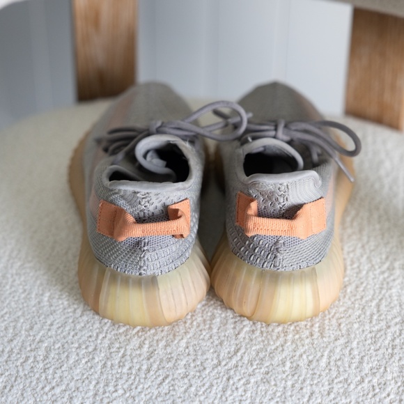 Adidas YEEZY BOOST 350 V2 Gray and Orange Size 7 us womens - Picture 9 of 12